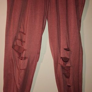 Casual style joggers perfect for cute/simple/cozy